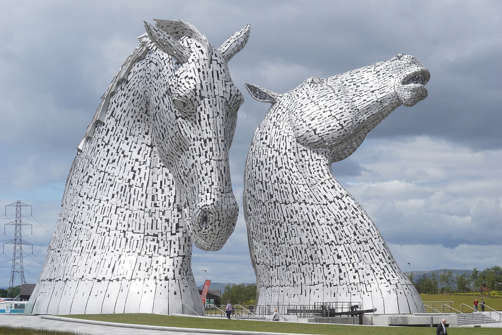 KELPIES, LOCHS & GLENS