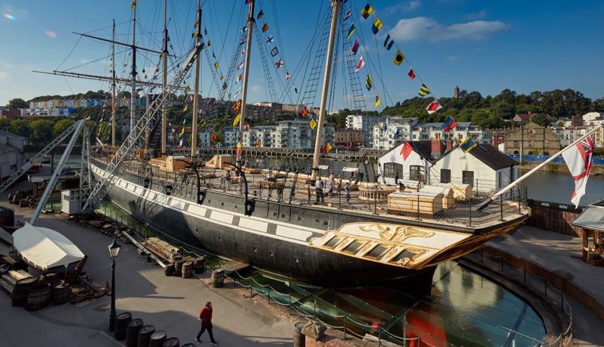 EASTER TOUR - BRISTOL, BATH, WELLS & STEAM TRAIN JOURNEY
