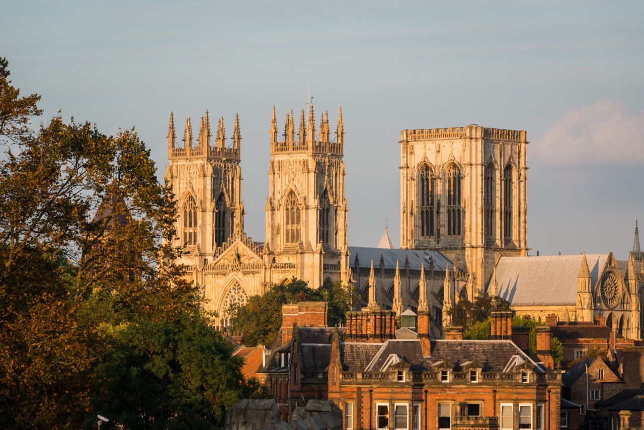 A TASTE OF YORKSHIRE –  YORK & HARROGATE 